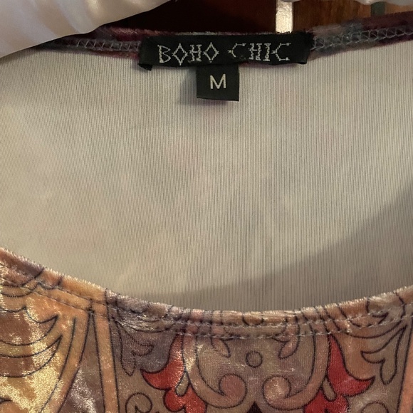 Boho Chic Medium abstract design ruched top - Picture 3 of 3